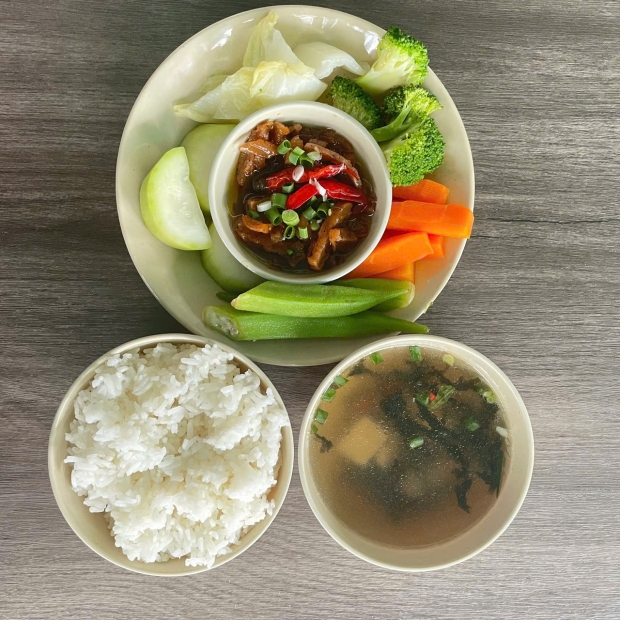 Cơm Rau Luộc Kho Quẹt